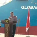 Kapolri Jenderal Polisi Suyudi Ario Seto saat memberikan keterangan di Pelabuhan Bandar Deli, Belawan, Sumut, Jumat 23 Oktober 2026. (Matanetizen.com/netizen belawan)